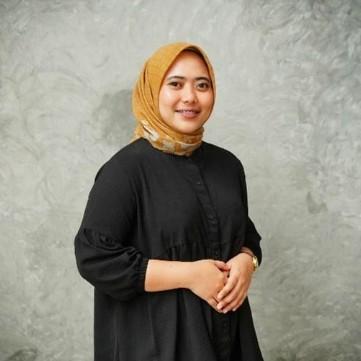Desty Indraswari