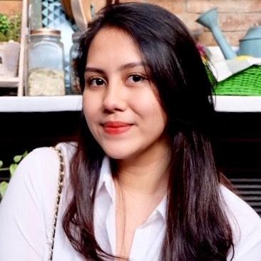 Nadhira Amalia
