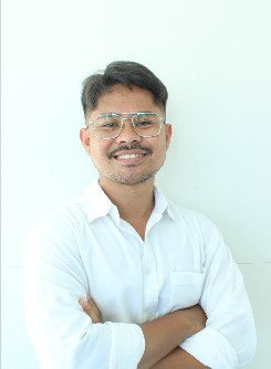 LA ODE MUHAMMAD APRI SETIAWAN
