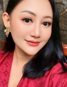 IIS HARTIATI